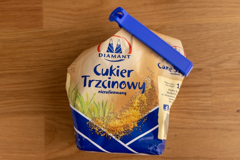 How to store brown sugar - bag with a clip